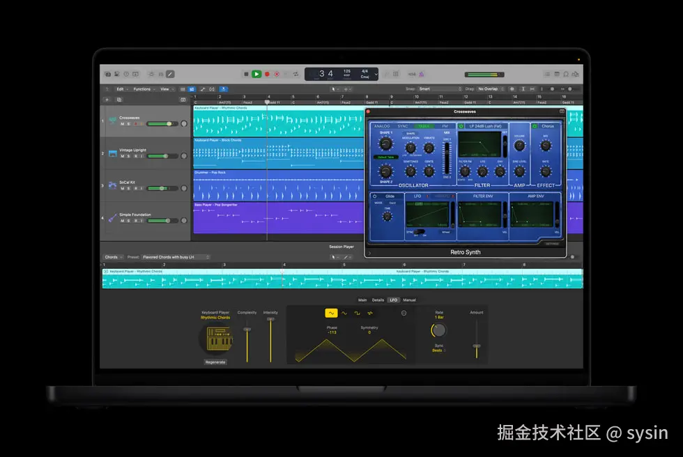 MacBook Pro 上显示着 Logic Pro 中的 Synth Player。