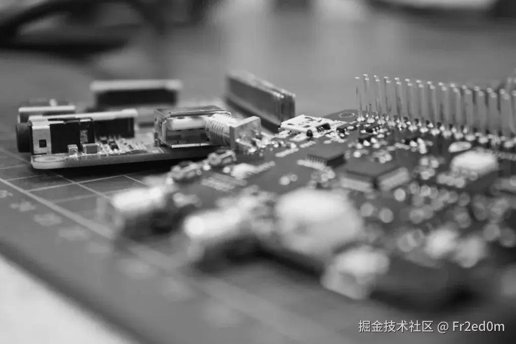 串口通信（UART）完全指南：底层原理 + 协议解析 + 数据可视化 + 调试技巧